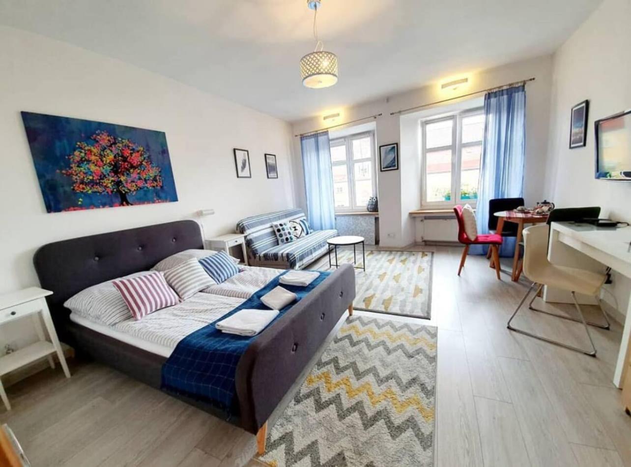Apartament Rynek โบเลสวาเวียส ภายนอก รูปภาพ